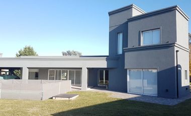Casa en venta en Arroyo Dulce