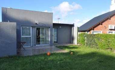 MAR Y SOL - CASA DE 3 AMBIENTES