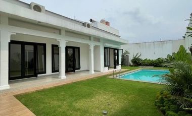 DIJUAL RUMAH BAGUS, MODERN at Jl BUNGA CEMPAKA, CIPETE, JAKSEL