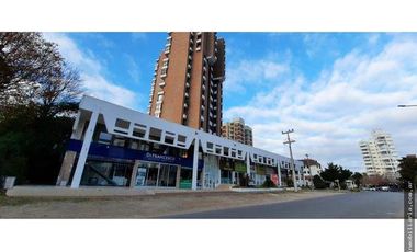 LOCAL EN VENTA EN PINAMAR CENTRO LIBERTADOR Y DE LAS ARTES