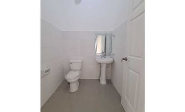 ALQUILER LOCAL COMERCIAL PLAZA GREEN WOOD