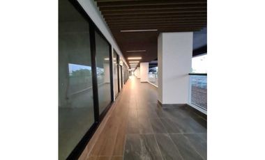 ALQUILER LOCAL COMERCIAL PLAZA GREEN WOOD