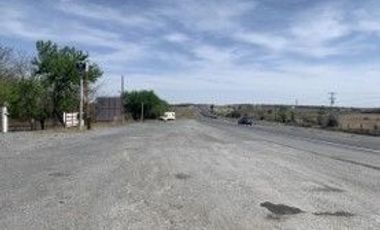 TERRENO PLANO CON FRENTE A CARRETERA NACIONAL