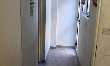 Venta casa 4 ambientes zona Villa Lynch