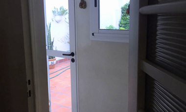 Venta casa 4 ambientes zona Villa Lynch