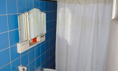 Chalet  de 3 AMBIENTES ubicado a 200 metros de Avenida Tomás Espora.