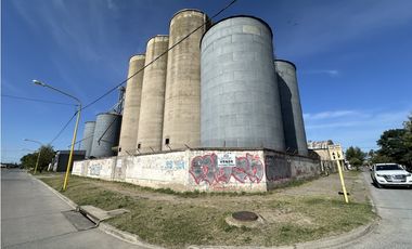 Planta de silos + Galpón