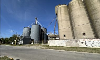 Planta de silos + Galpón