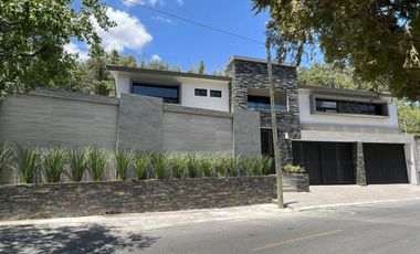 CASA EN VENTA  EXCLUSIVO FRACC. ANTIGUO SAN AGUSTÍN, SAN PEDRO.