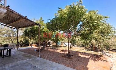 🌿✨ Descubre el encanto rústico y la tranquilidad de vivir en una hermosa casa de campo en Piura. ✨🌿

🏡 Esta encantadora residencia de dos pisos ofre