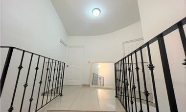 SEA Confiable Vende Hermosa Casa en Llanos de Curundu