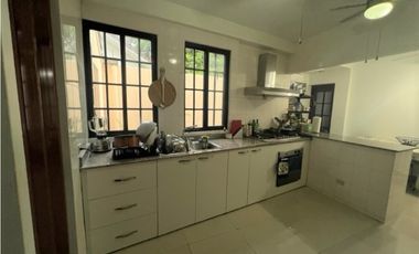 SEA Confiable Vende Hermosa Casa en Llanos de Curundu
