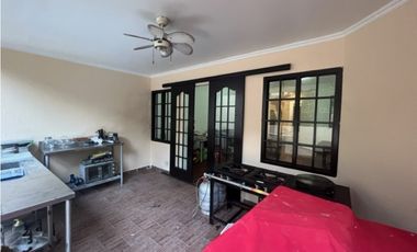 SEA Confiable Vende Hermosa Casa en Llanos de Curundu