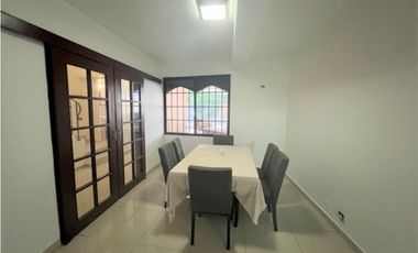 SEA Confiable Vende Hermosa Casa en Llanos de Curundu