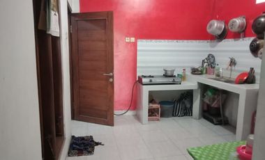 Dijual Rumah Luas 2 Lantai Tengah Kota Dekat Xt Square Yogya