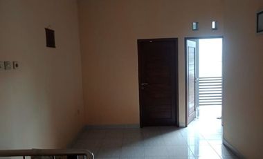 Dijual Rumah Luas 2 Lantai Tengah Kota Dekat Xt Square Yogya