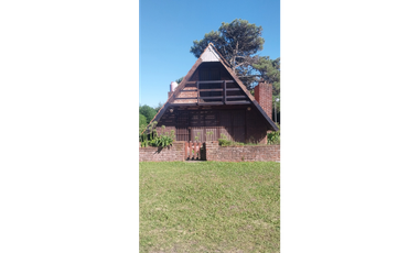 Se vende casa alpina playa los lobos