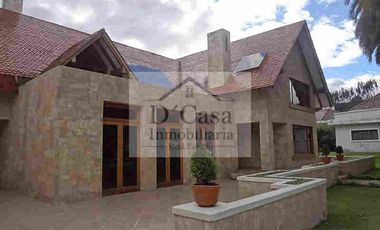 Casa en Venta – Machángara – 4 dormi., 1300m2 terreno