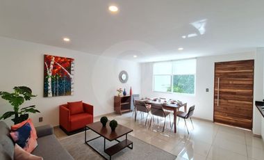 Casa en condominio en venta en Del Valle Centro