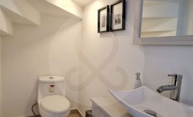 Casa en condominio en venta en Del Valle Centro