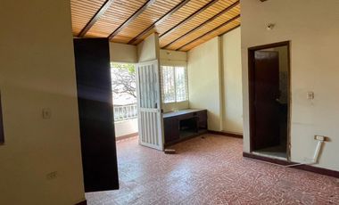 casa en venta en la riviera. Cod V4881