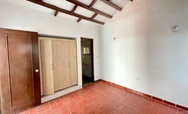 casa en venta en la riviera. Cod V4881