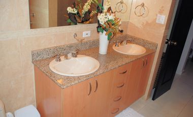 Se Vende Casa en Costa Sur, Ph Villa Valencia