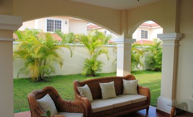 Se Vende Casa en Costa Sur, Ph Villa Valencia