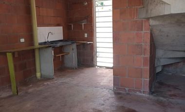 casa en arriendo en la victoria villagorgona. Cod A4744