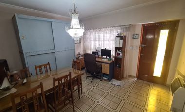 Casa para 2 Familias en venta en Monte Chingolo