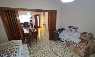 Casa para 2 Familias en venta en Monte Chingolo