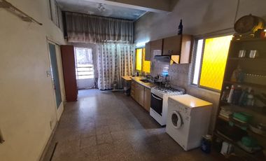 Casa para 2 Familias en venta en Monte Chingolo