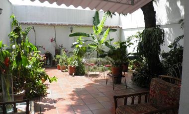 casa en venta en barrio blanco. Cod V15897