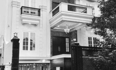 DIJUAL RUMAH MEWAH, ELITE (BRAND NEW) di PONDOK INDAH, KEBAYORAN LAMA