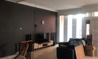 5 Bedroom Townhouse for sale