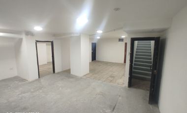 Local con Sótano y Parqueo en Venta | Centro Guayaquil.