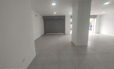 Local con Sótano y Parqueo en Venta | Centro Guayaquil.