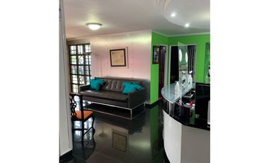 Venta de duplex comercial en Los Angeles (Betania) GTA