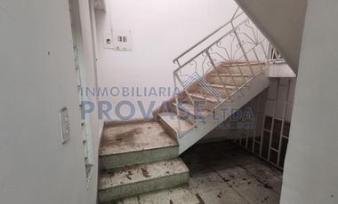 casa en venta en barrio blanco. Cod V101790
