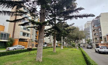 Límite Barranco-Miraflores: Flat 2 Dorm. 106.30M2 Con Terraza Y Vista A Parque
