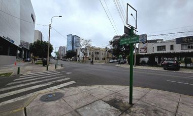 Límite Barranco-Miraflores: Flat 2 Dorm. 106.30M2 Con Terraza Y Vista A Parque