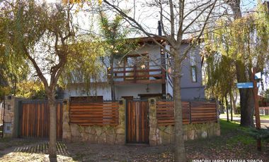 CASA MODERNA DE CATEGORÍA