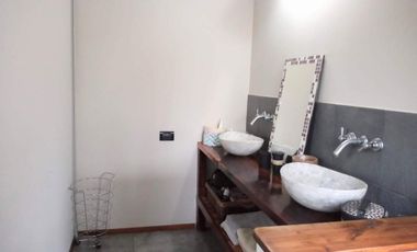 CASA MODERNA DE CATEGORÍA
