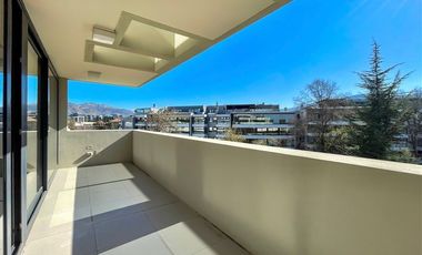 Departamento en arriendo de 4 dorm. en Lo Barnechea