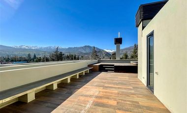 Departamento en arriendo de 4 dorm. en Lo Barnechea