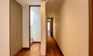 Departamento en arriendo de 4 dorm. en Lo Barnechea