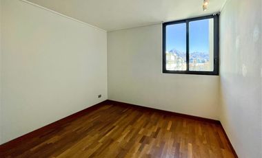 Departamento en arriendo de 4 dorm. en Lo Barnechea