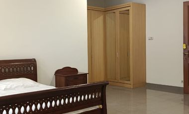 Disewa Rumah 2 lantai di metro alam