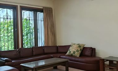 Disewa Rumah 2 lantai di metro alam