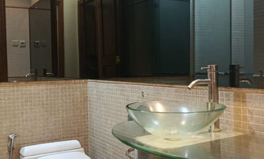 Disewa Rumah 2 lantai di metro alam